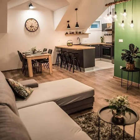 Soul House * Omis